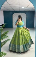 KANJIVARAM SILK GOWN WITH CANVASPATTA INSIDE - Image 5