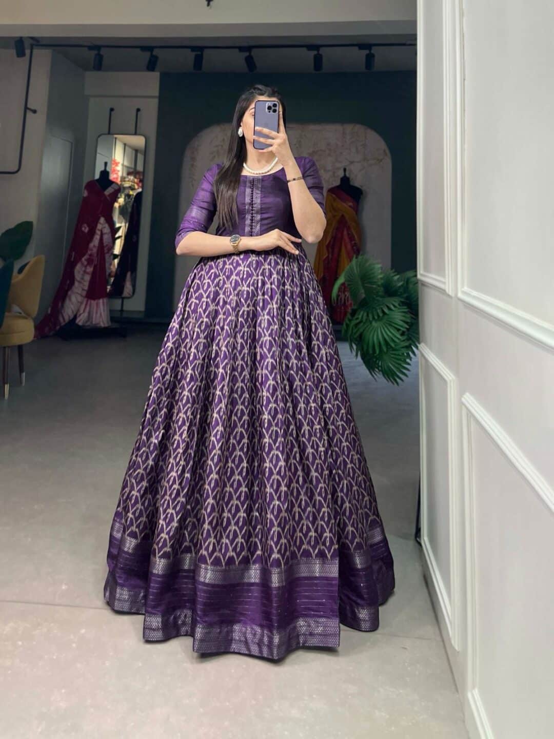 PRINTED DOLA SILK GOWN WITH ZARI BORDER - Image 1